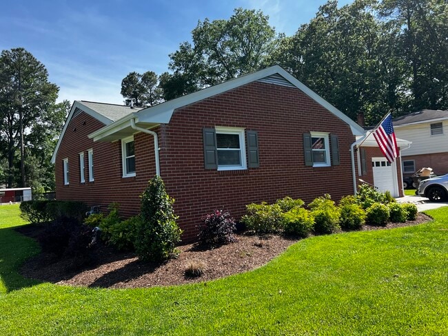 Photo - 101 Mary Ann Dr