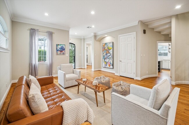 Photo - 1502 Whispering Pines Dr