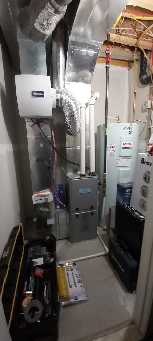 Photo - 1816 Rutherford Rd SW