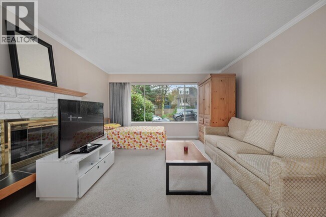Photo - 3845 W 14th Ave