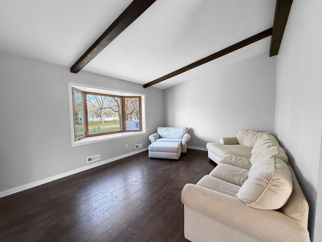 Photo - 25715 Wildrose Ln