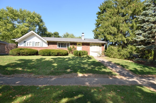 Photo - 836 Waycross Rd