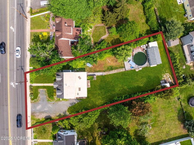 Photo - 324 Cedar Ave