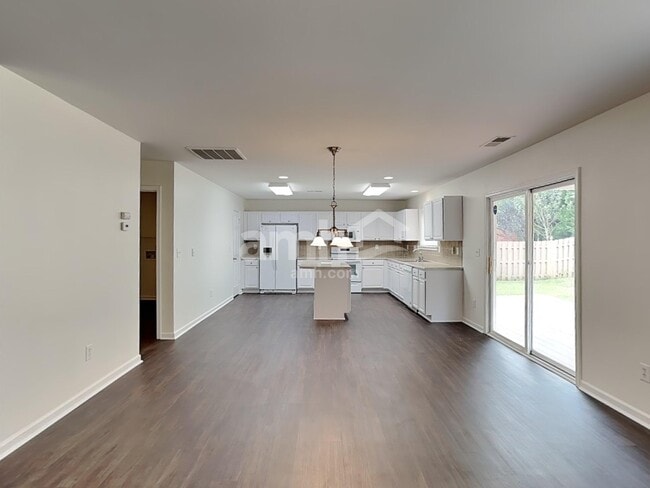 8836 Driftwood Commons Ct