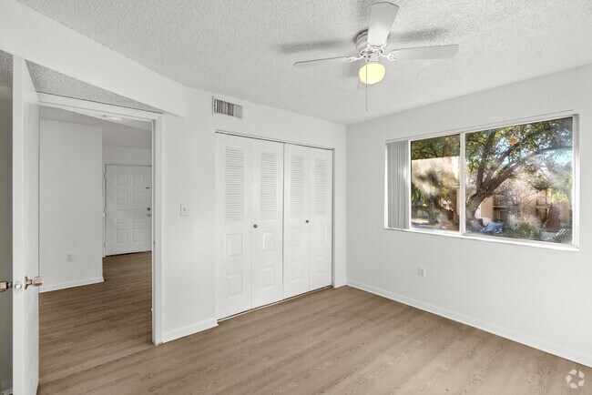1BR, 1BA - 750SF - Bredroom