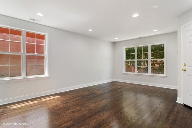 Photo - 1485 N Larrabee St Unidad B