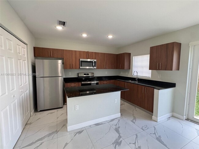 Photo - 1310 NW 6th Ave