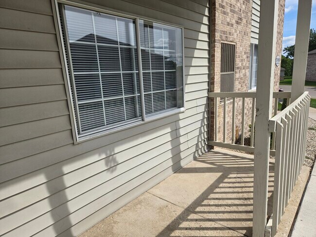 Lake Ridge Condominium