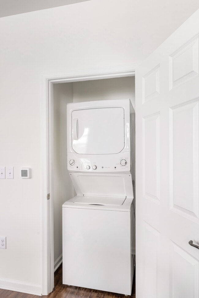 1BR/1BA Laundry