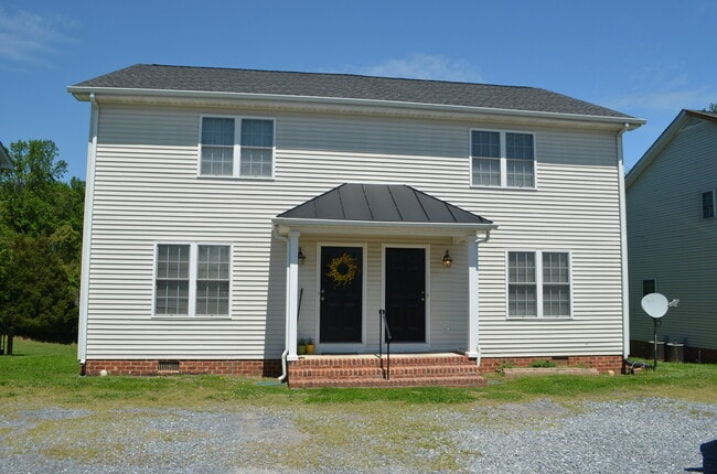 Building Photo - 2524A Old Forest Dr