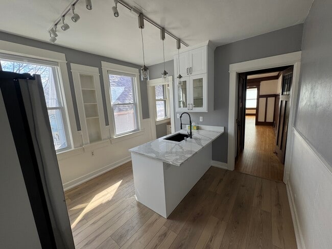 Building Photo - 2990 S Wentworth Ave