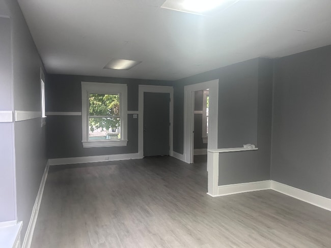 Photo - 3441 W 56th St Unit Down