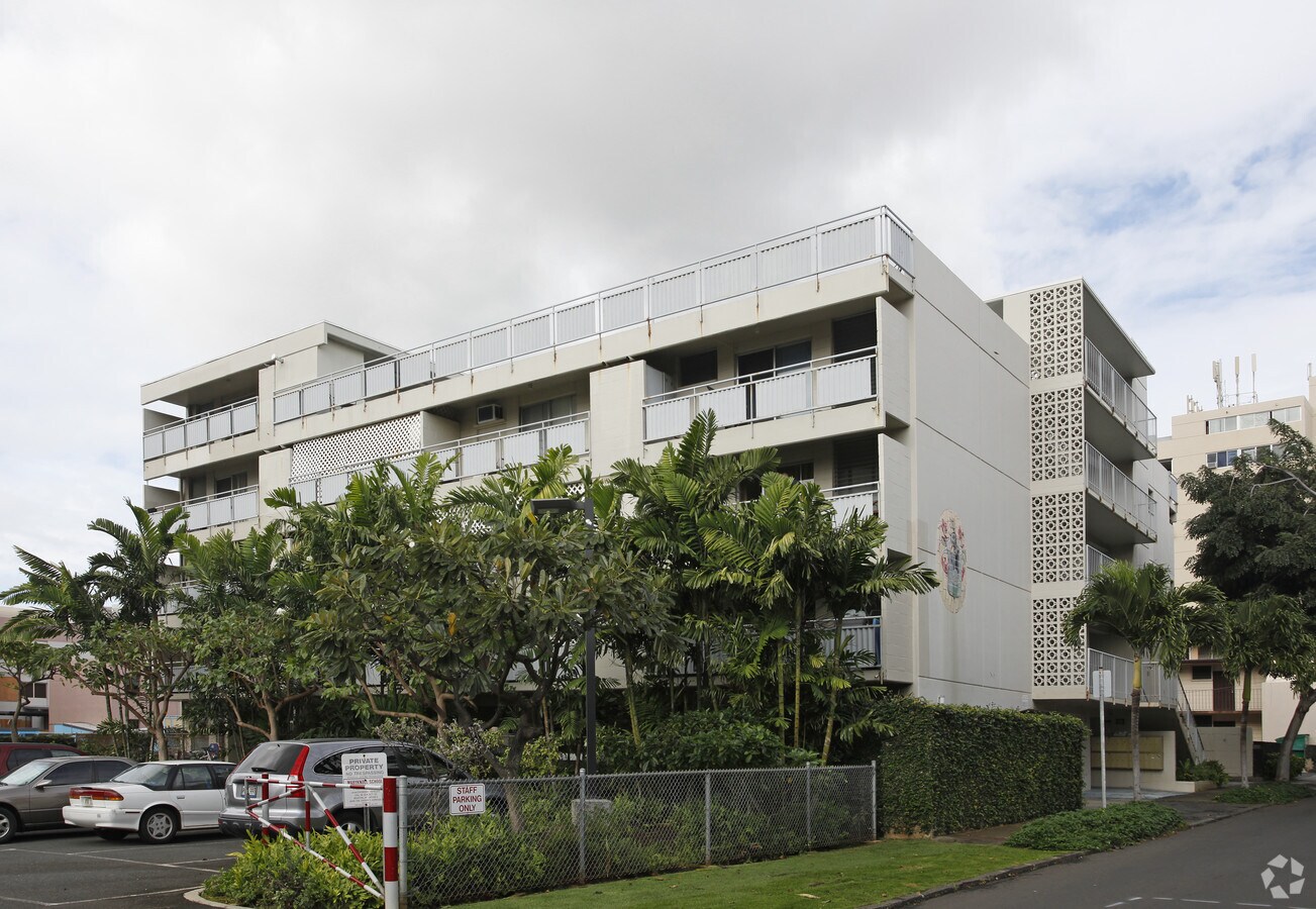 Photo - Clark Street Apartments