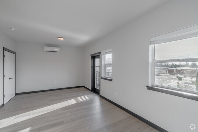Studio - 463SF - Living Area