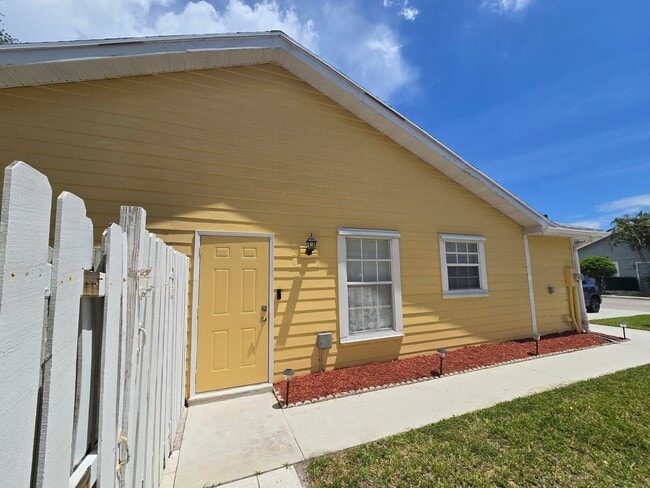 Photo - 1530 Royal Forest Ct