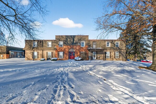 Photo - Now Accepting Section 8 – 3 Bedroom /2 Bath Florissant, MO