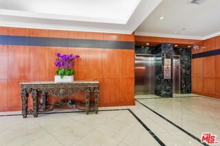 Photo - 10787 Wilshire Blvd