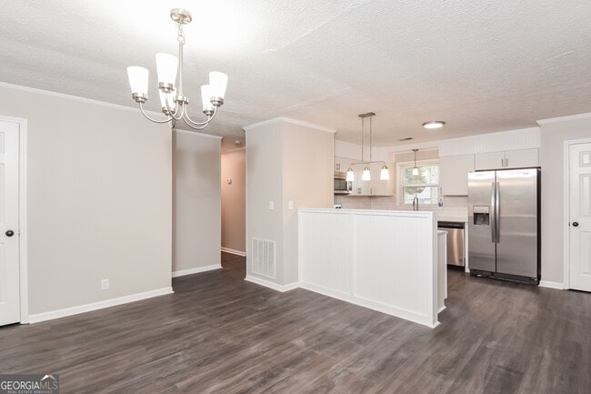 Photo - 19 Sioux Rd NE