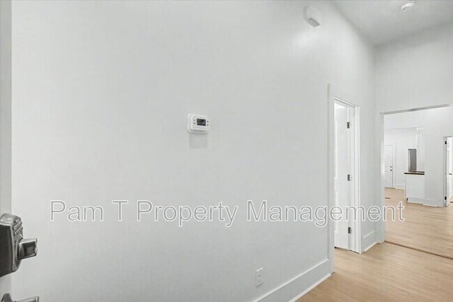 615 W 39th St Unit A