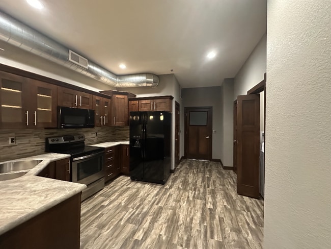 Photo - 128 S Santa Fe Ave