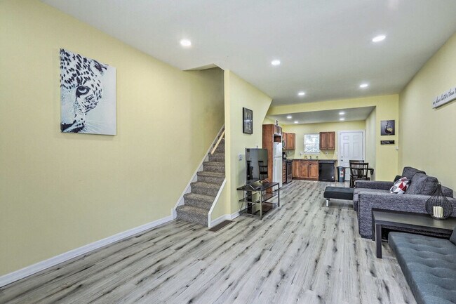 Photo - 1621 St. Paul St Unidad ID1386175P