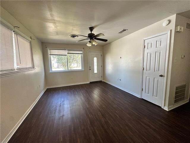 Photo - 3253 Reine Ave