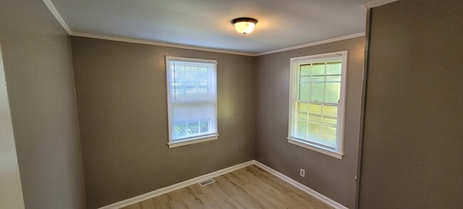 Photo - 1228 Westside Dr