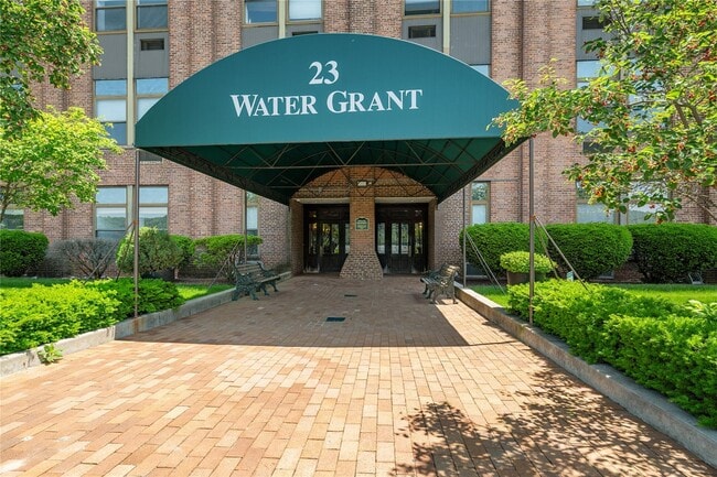 Photo - 23 Water Grant St Unidad 4J Rental