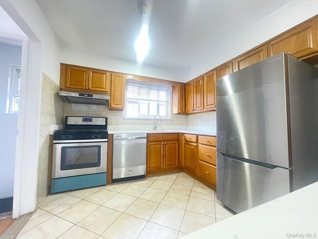 Photo - 43-16 223rd St Unit 2nd Floor