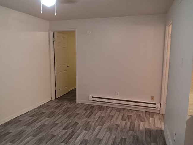 Building Photo - 5808 Stieren Dr Unit 5808-74