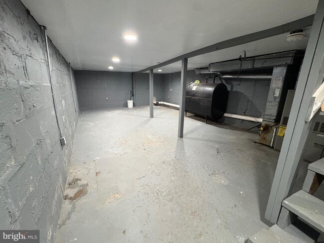 Photo - 2713 Hammonds Ferry Rd