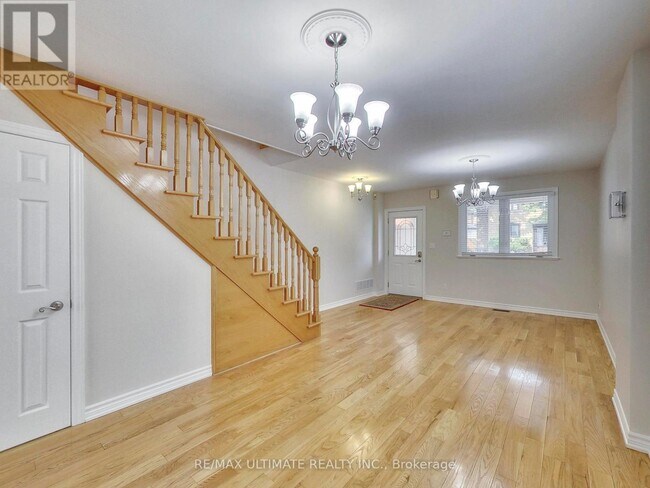 Photo - 19 Glenora Ave