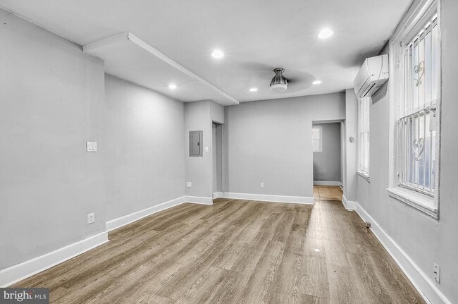 Photo - 1202 N 7th St Unidad 1R