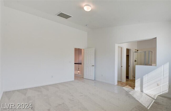Photo - 4736 Killington St