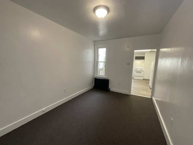 Photo - 650 W College Ave