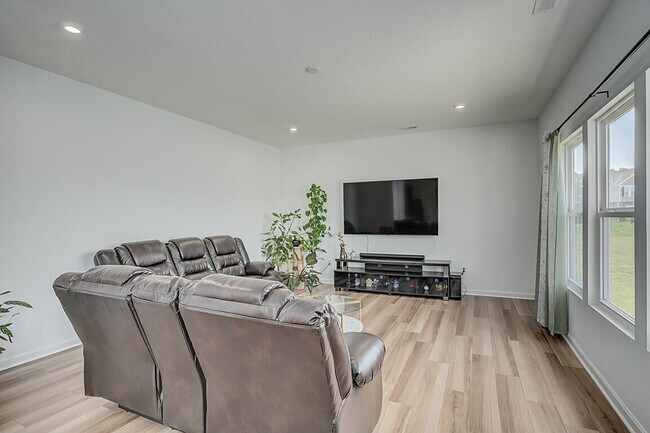Photo - 1782 Autumn Maple Dr