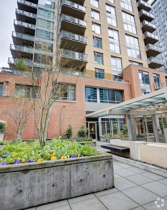 Building Photo - Indulge in all South Lake Union Has to Offer Unit S-906 Rental