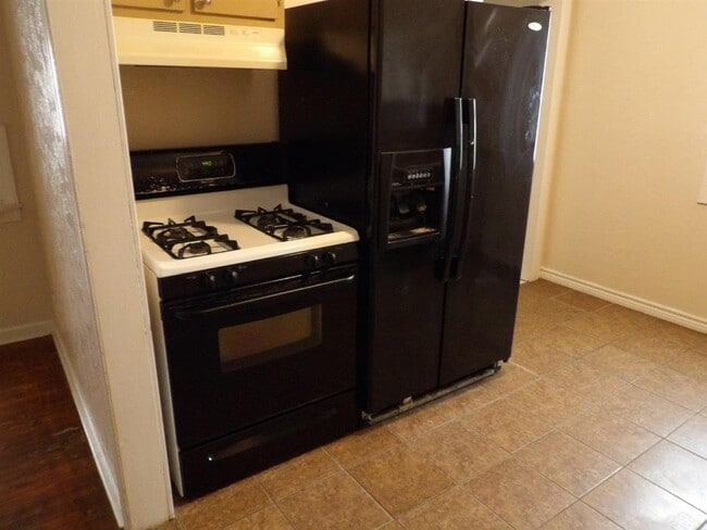 Photo - 1607 NW Pollard Ave
