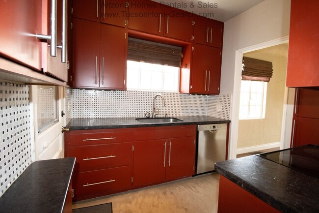 Photo - 122 N Martin Ave