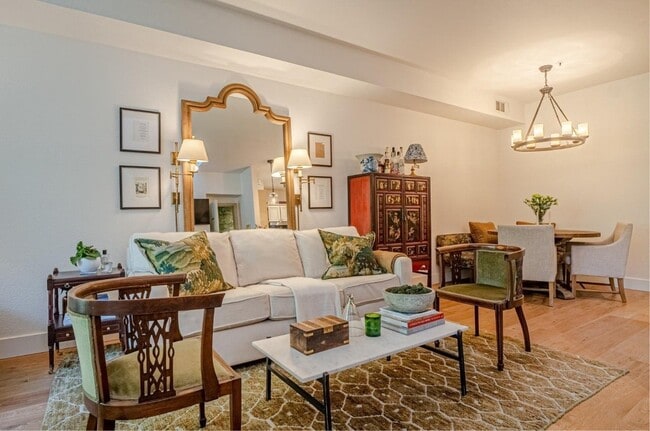 Photo - 1059 Esparanza Way Unit 1059