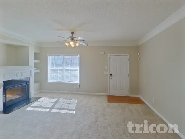 Photo - 6358 Olmadison Pl