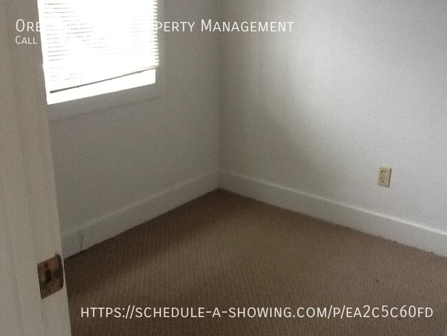 Photo - 130 SW Brook St
