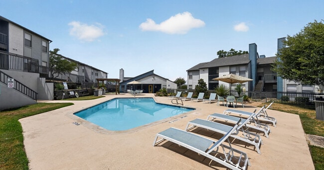 Creekside Apartment Homes