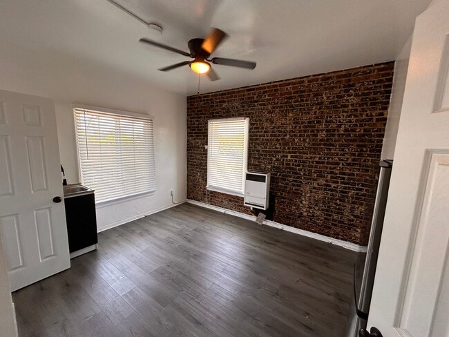 Photo - Toberman Apts.