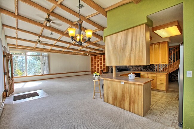 Photo - 3 bed 2 bath mountain rental