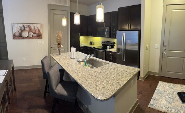 Photo - 5720 Carnegie Blvd Unit ID1344162P