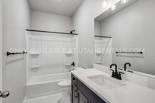 Photo - 4922 Northwood Ln