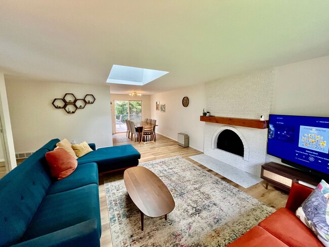 Photo - Spacious 5 Bed 3 Bath Home with In-Law Suite and huge yard in Olympic Hills
