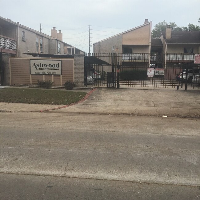 10203 Forum Park Dr Unidad 212