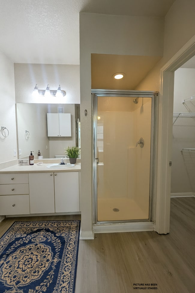 Photo - Updated, clean 1x1 New floors, appliances,...